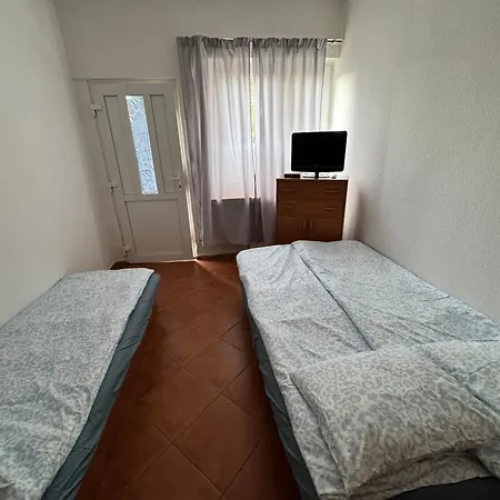 Πανσιόν Lemon